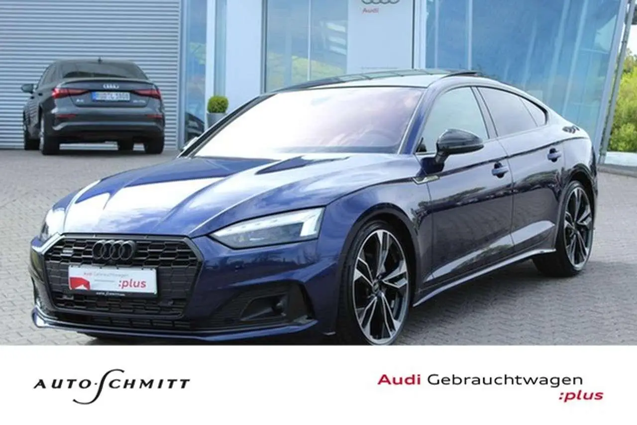 Photo 1 : Audi A5 2023 Essence