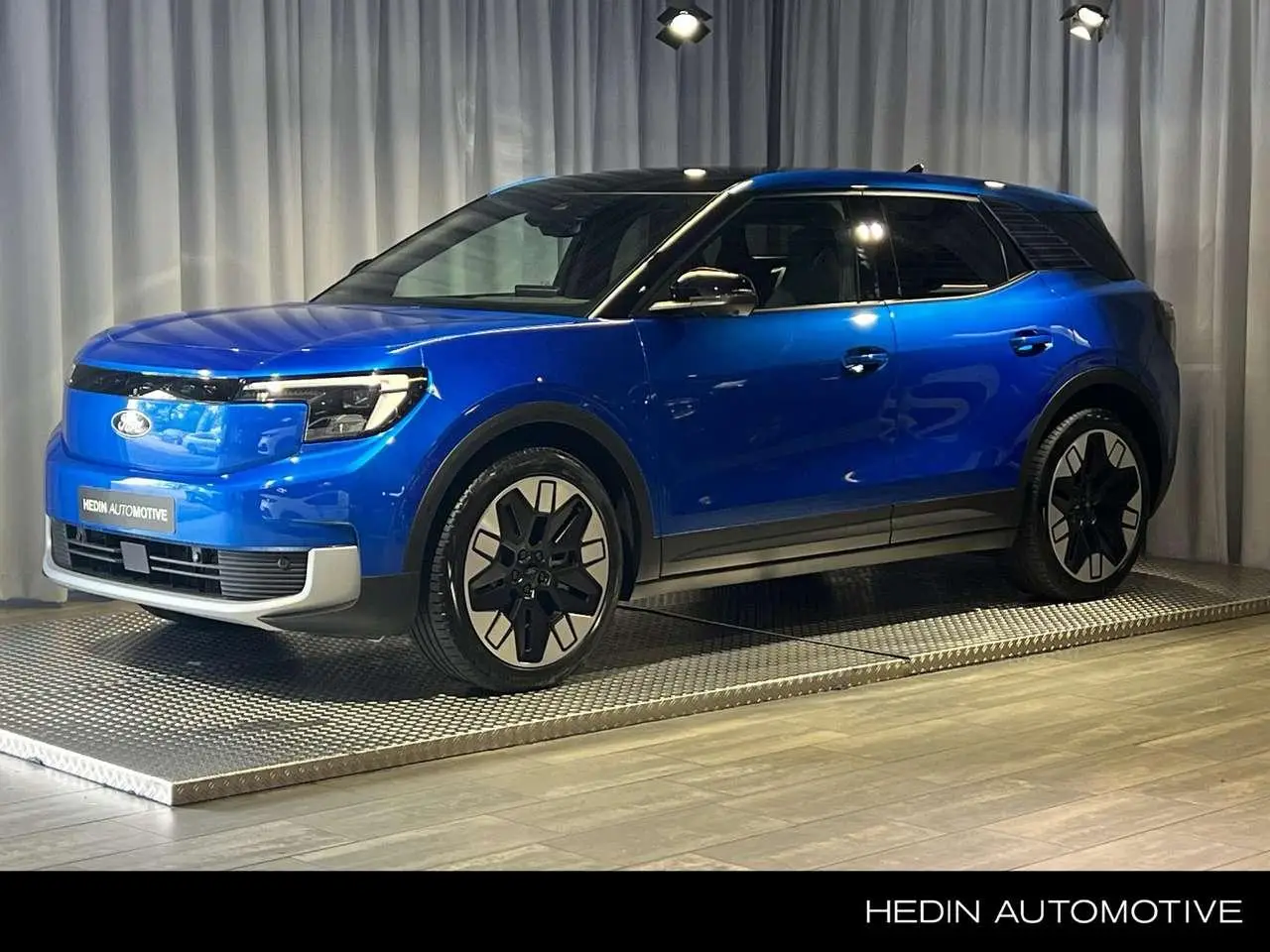 Photo 1 : Ford Explorer 2024 Electric