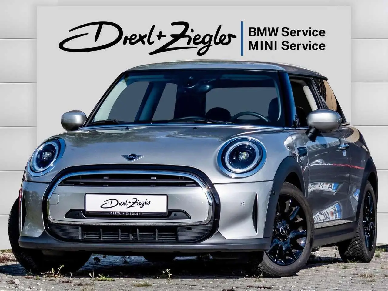 Photo 1 : Mini Cooper 2024 Petrol