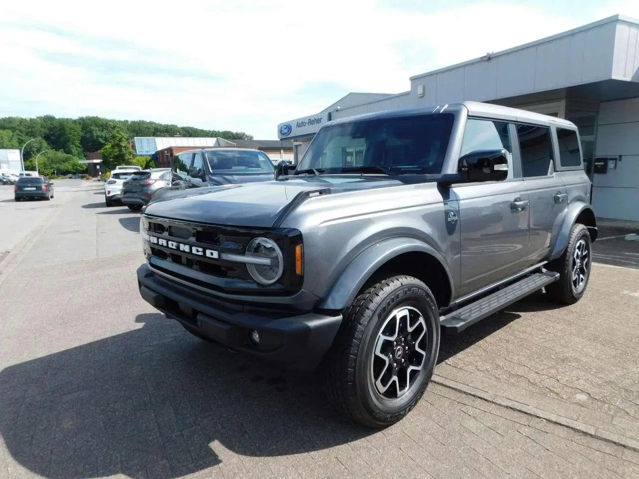 Photo 1 : Ford Bronco 2024 Petrol