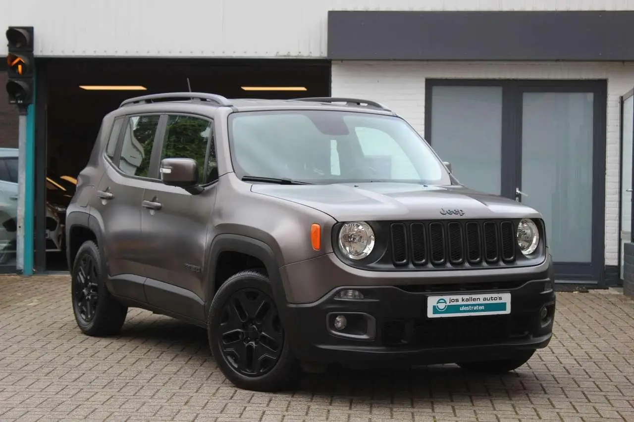 Photo 1 : Jeep Renegade 2016 Essence