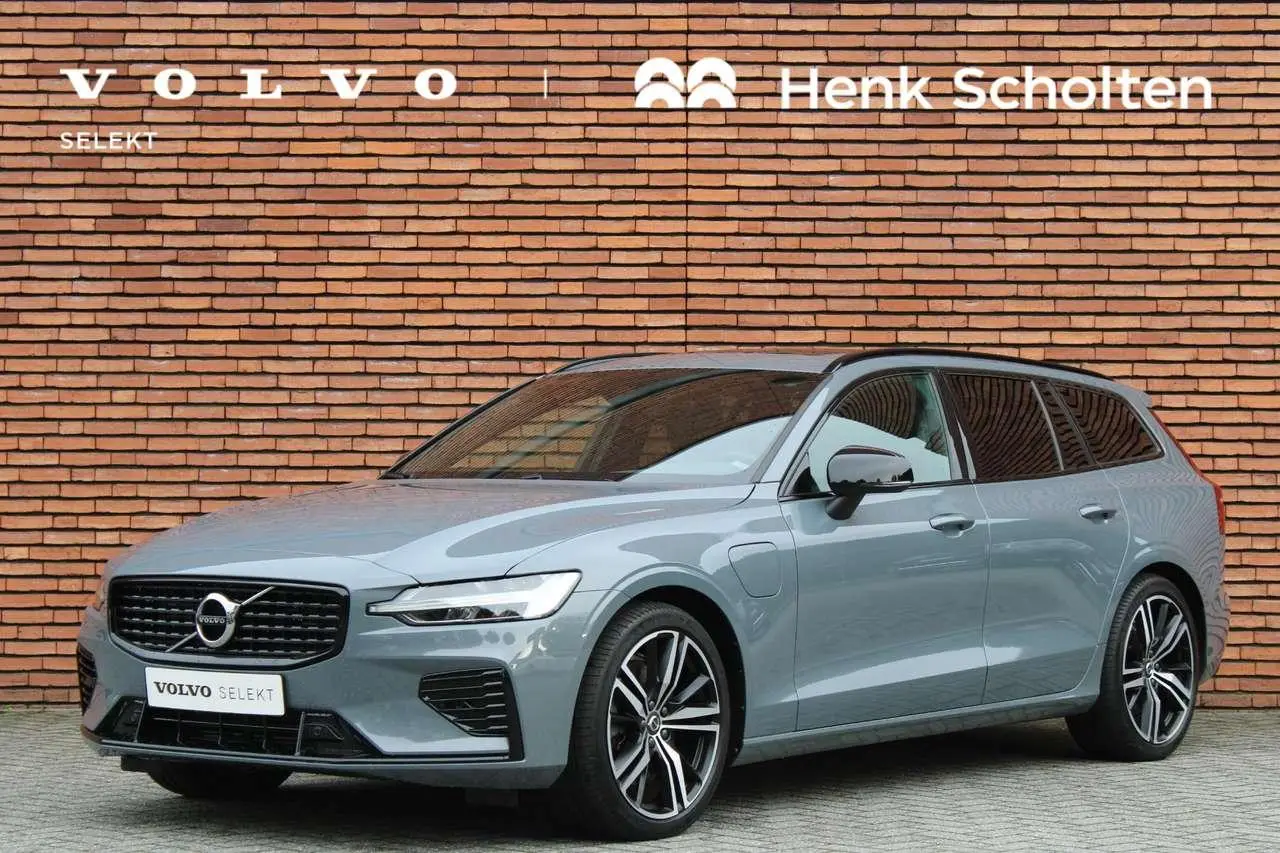 Photo 1 : Volvo V60 2022 Hybrid