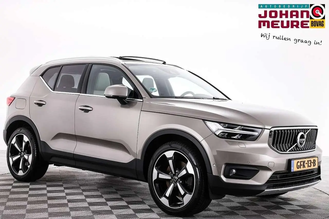 Photo 1 : Volvo Xc40 2021 Hybrid