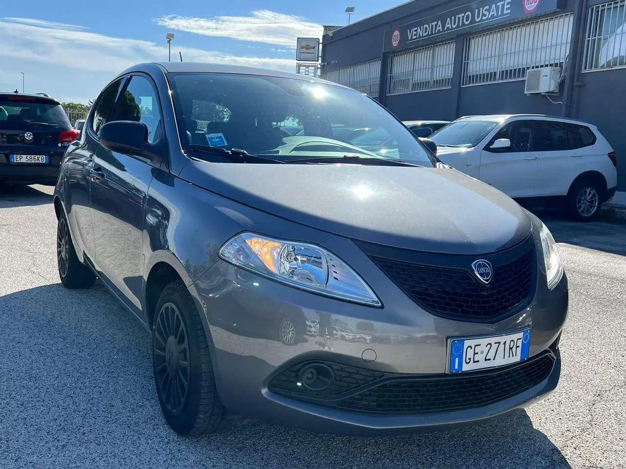 Photo 1 : Lancia Ypsilon 2021 Hybrid