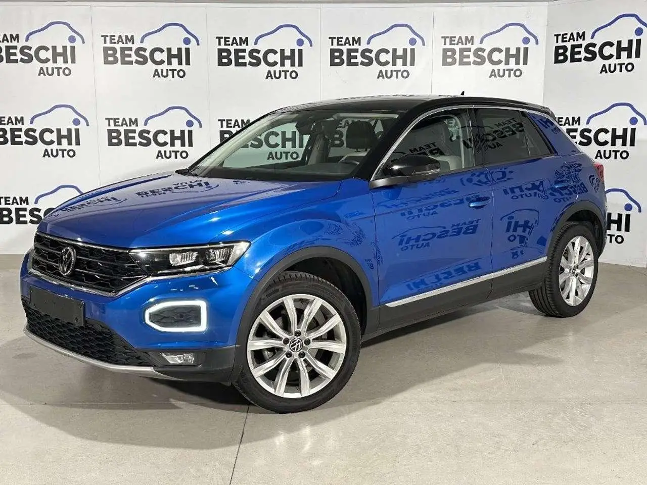 Photo 1 : Volkswagen T-roc 2021 Petrol