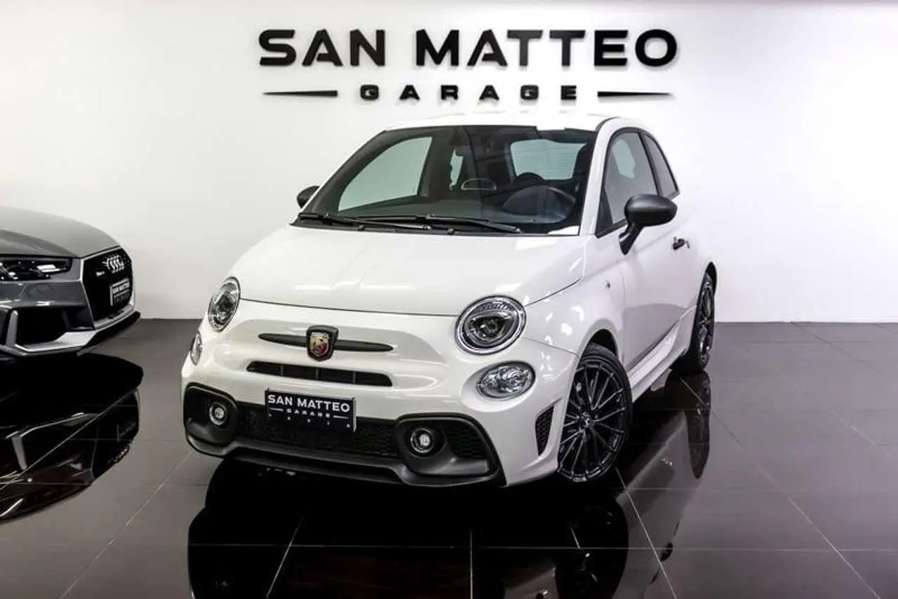 Photo 1 : Abarth 595 2023 Essence