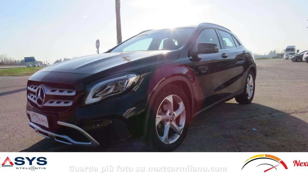 Photo 1 : Mercedes-benz Classe Gla 2020 Petrol