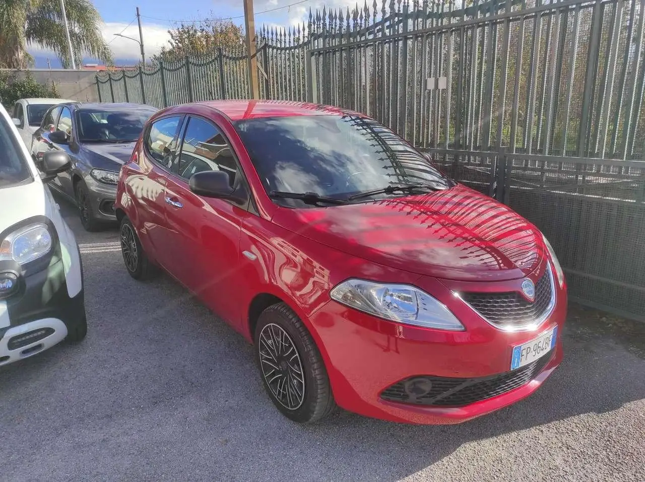 Photo 1 : Lancia Ypsilon 2018 GPL