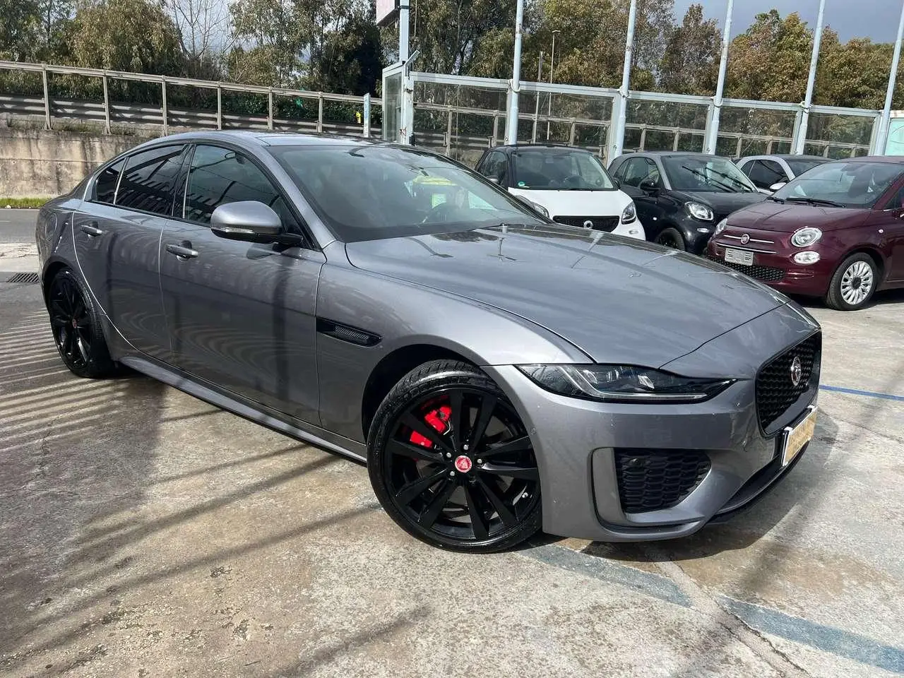 Photo 1 : Jaguar Xe 2020 Diesel