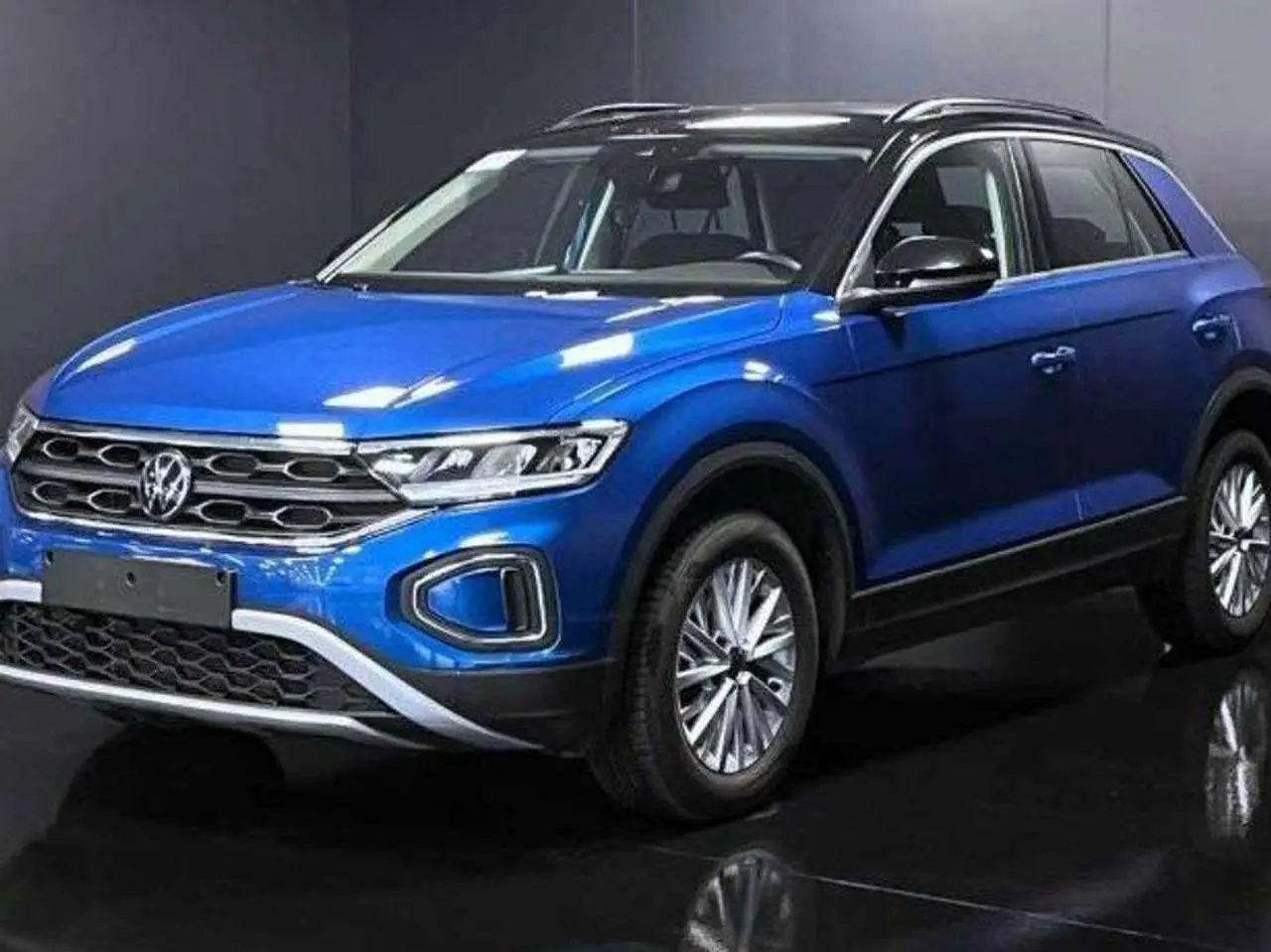 Photo 1 : Volkswagen T-roc 2022 Essence