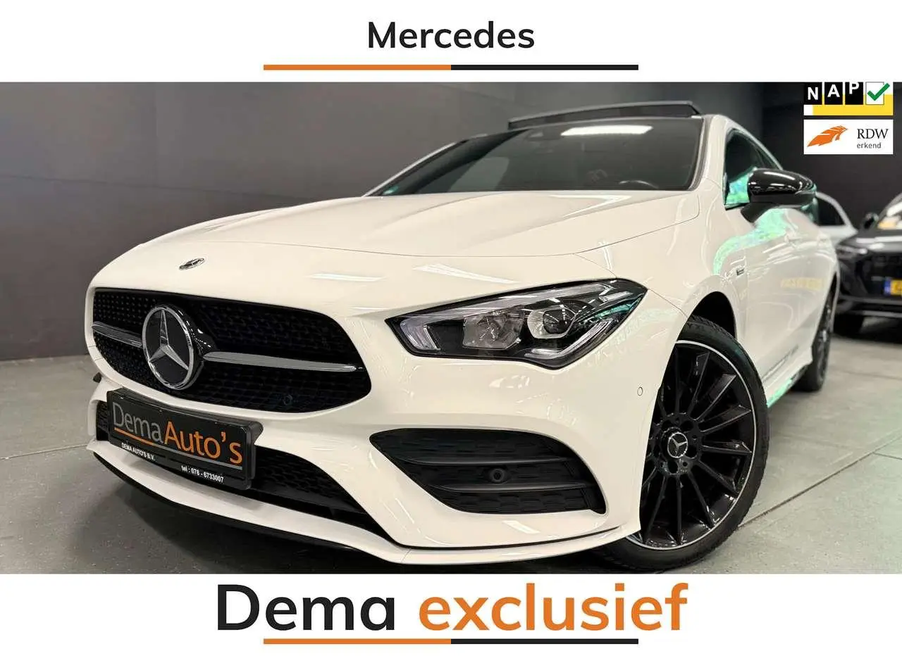 Photo 1 : Mercedes-benz Classe Cla 2021 Hybrid