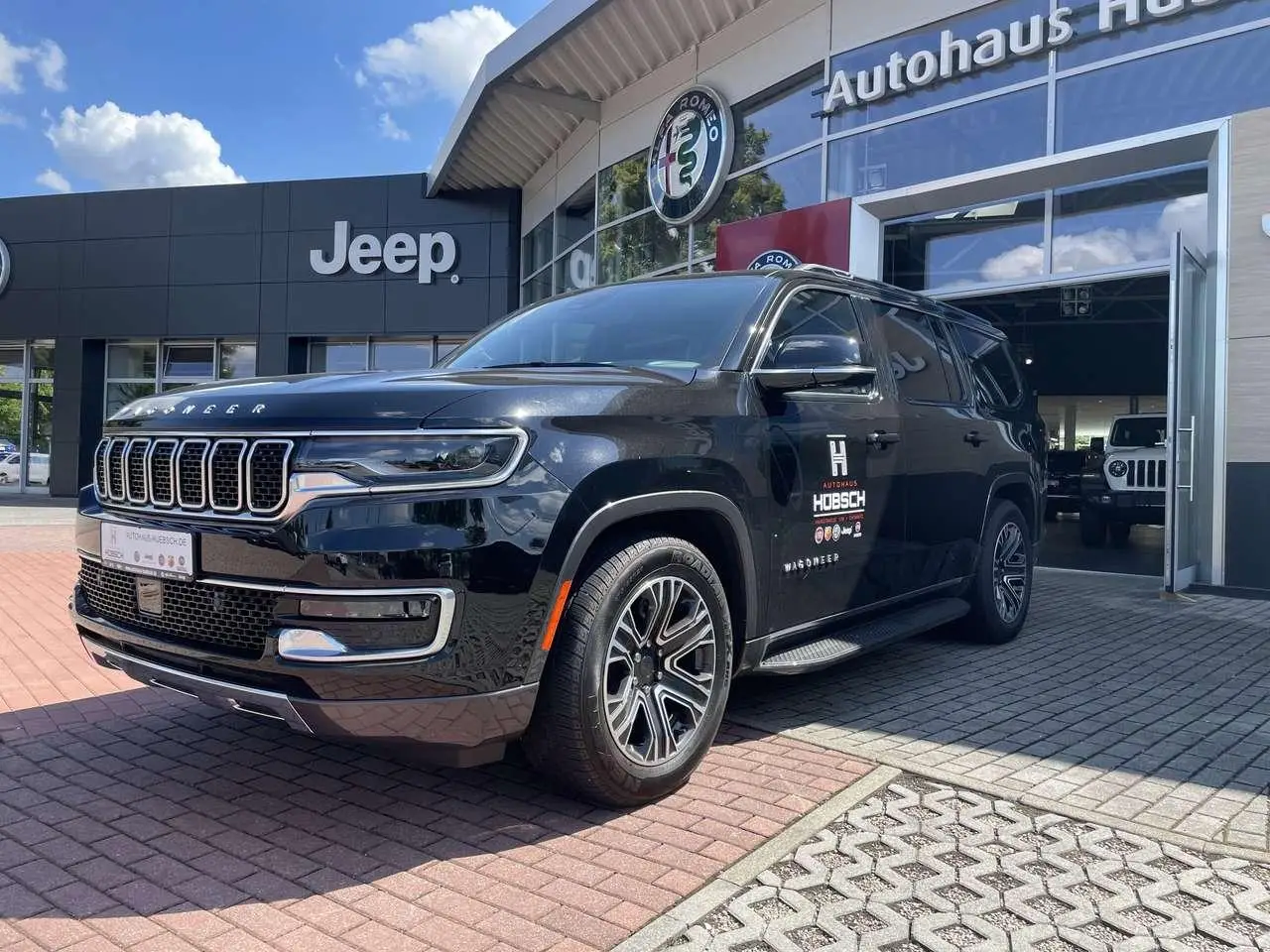 Photo 1 : Jeep Wagoneer 2022 Petrol