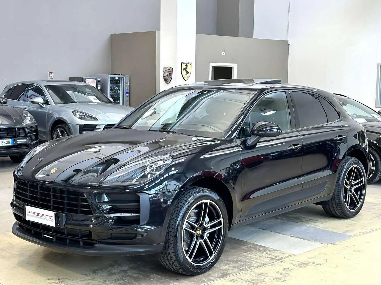 Photo 1 : Porsche Macan 2020 Petrol