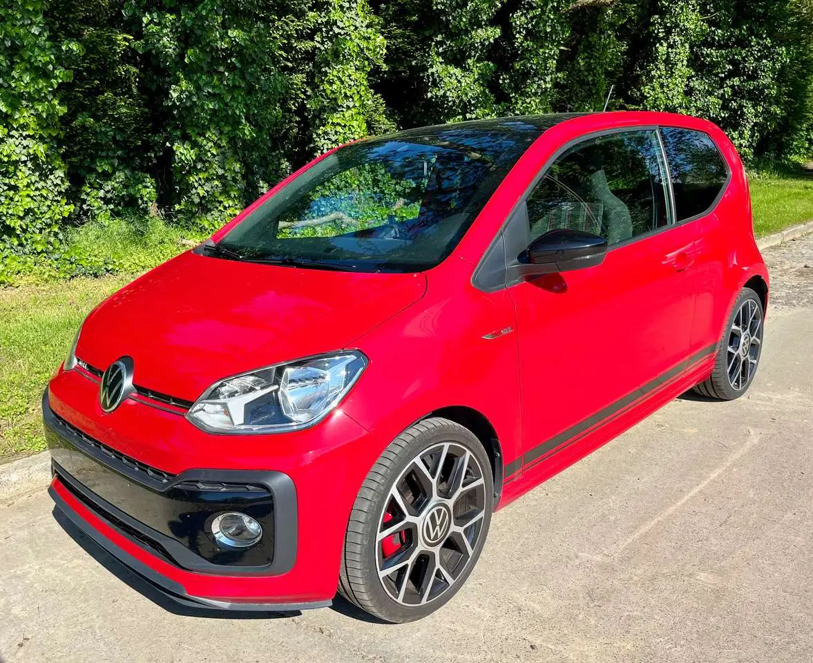 Photo 1 : Volkswagen Up! 2021 Petrol