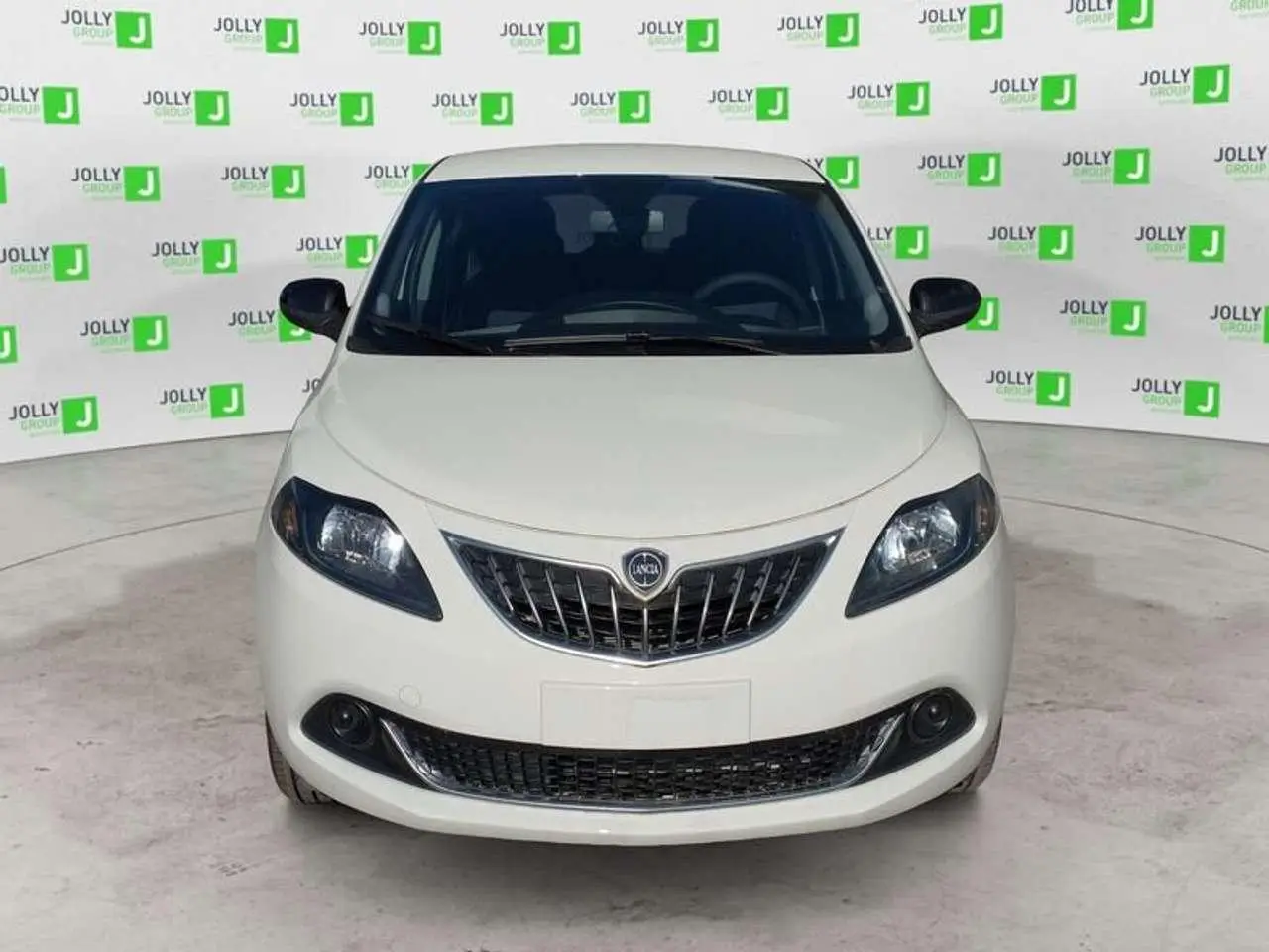 Photo 1 : Lancia Ypsilon 2024 Hybrid