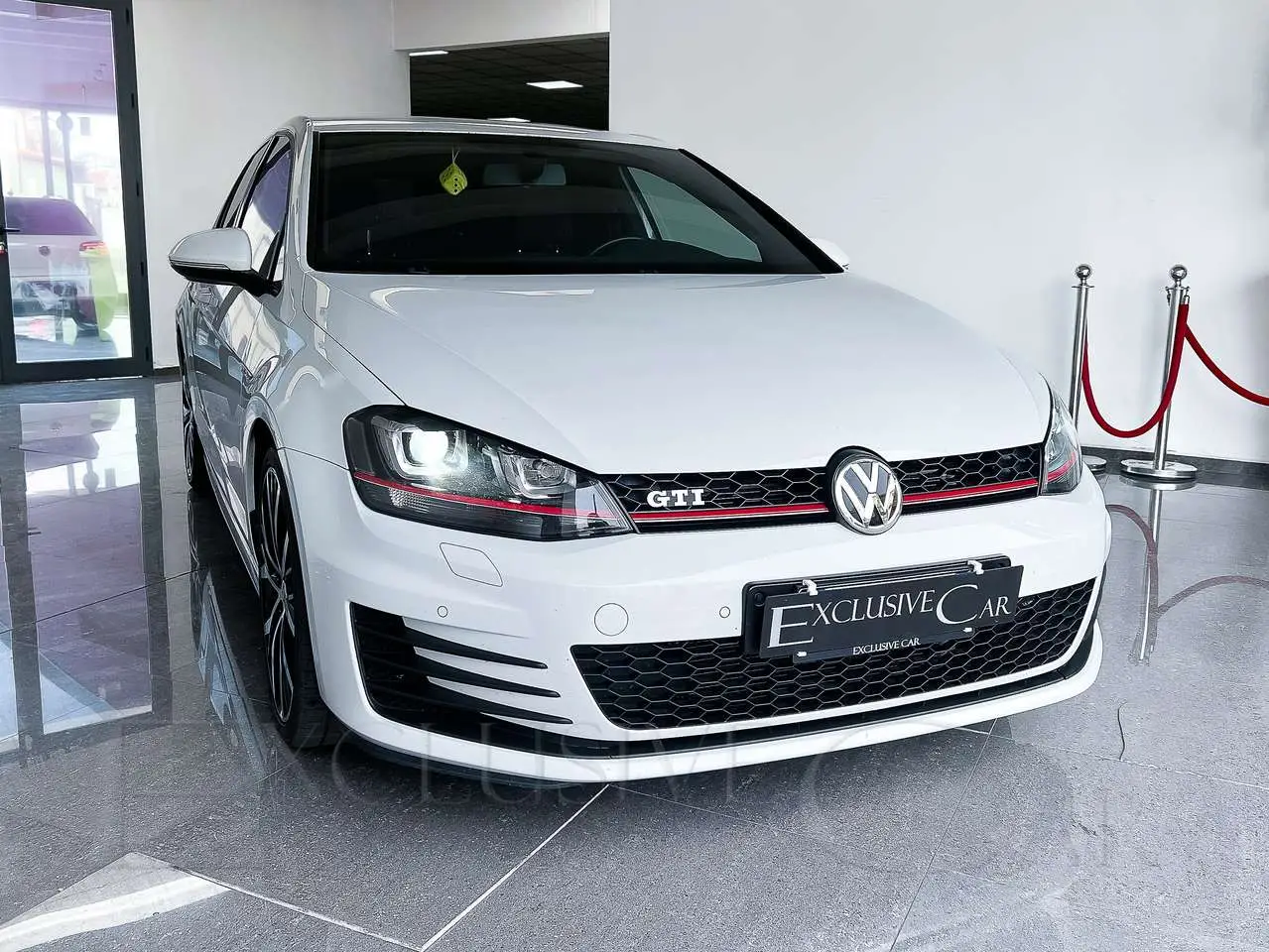 Photo 1 : Volkswagen Golf 2016 Essence