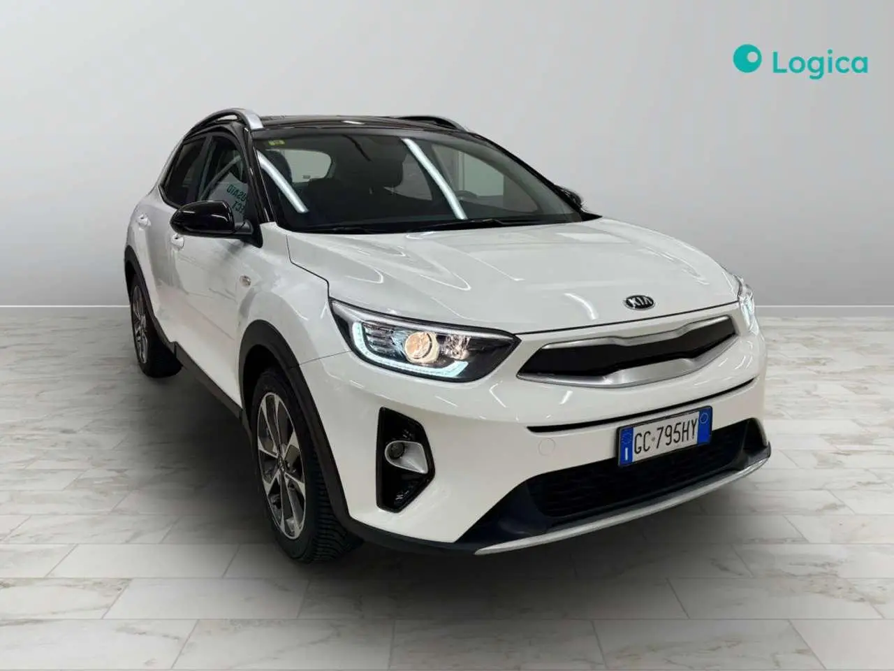 Photo 1 : Kia Stonic 2020 LPG