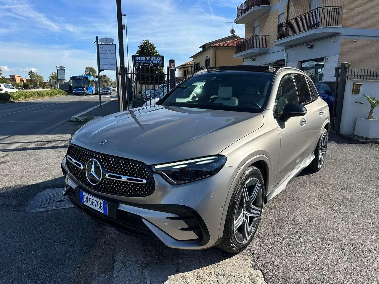 Photo 1 : Mercedes-benz Classe Glc 2023 Hybrid