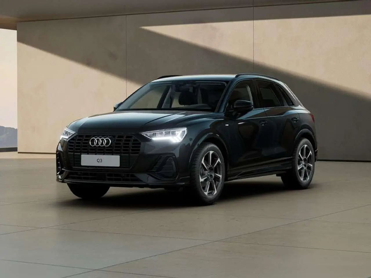 Photo 1 : Audi Q3 2024 Diesel