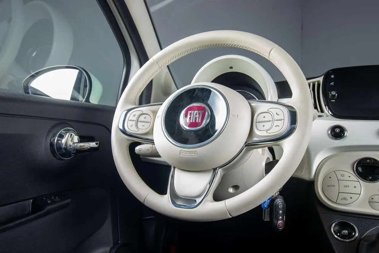 Photo 1 : Fiat 500 2023 Hybride