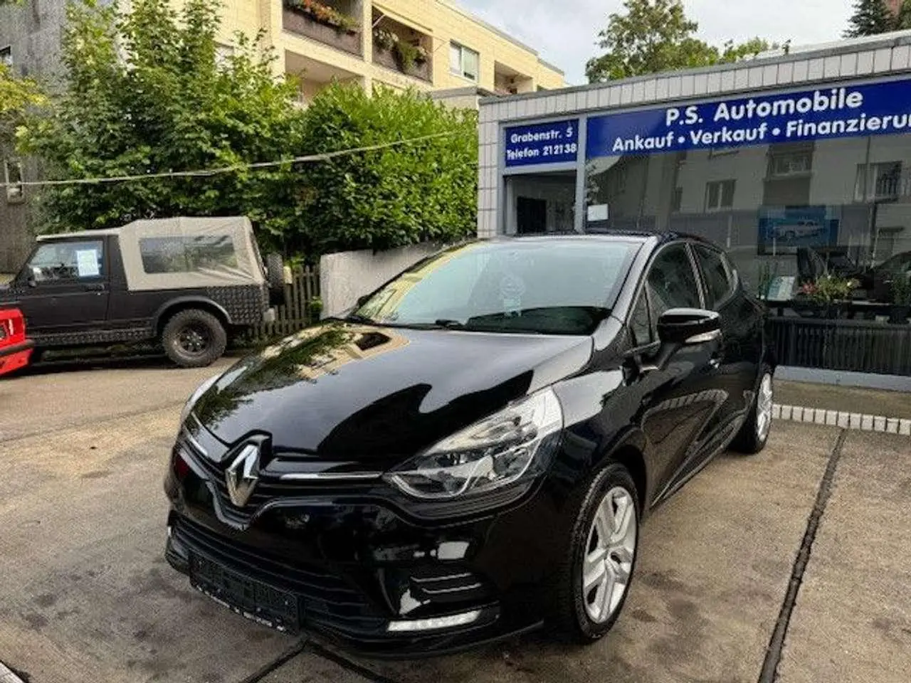 Photo 1 : Renault Clio 2018 Essence