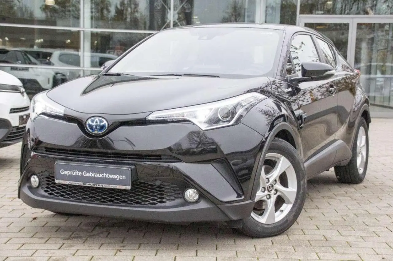 Photo 1 : Toyota C-hr 2017 Hybride