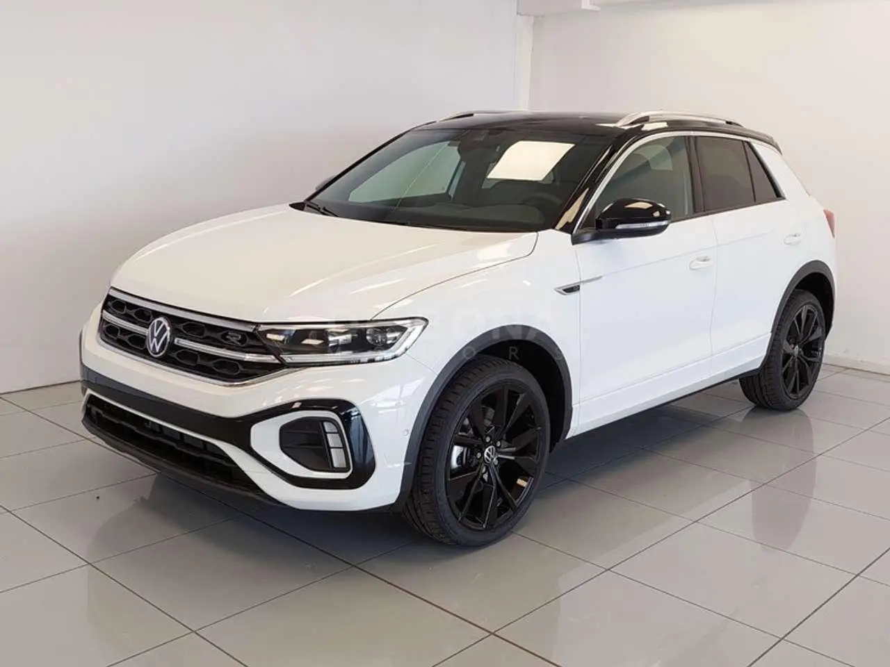 Photo 1 : Volkswagen T-roc 2024 Petrol