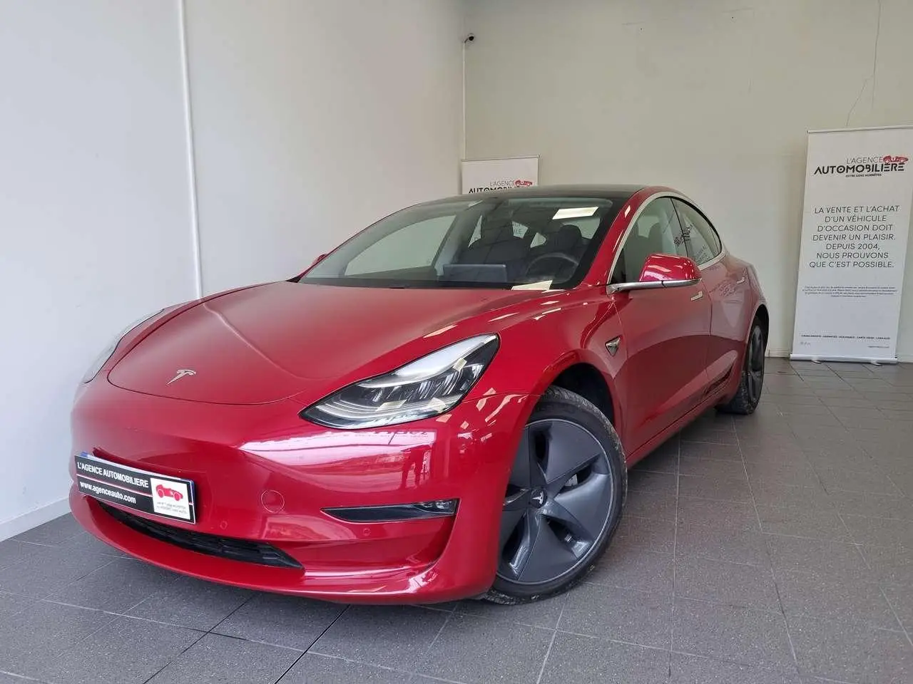 Photo 1 : Tesla Model 3 2020 Électrique