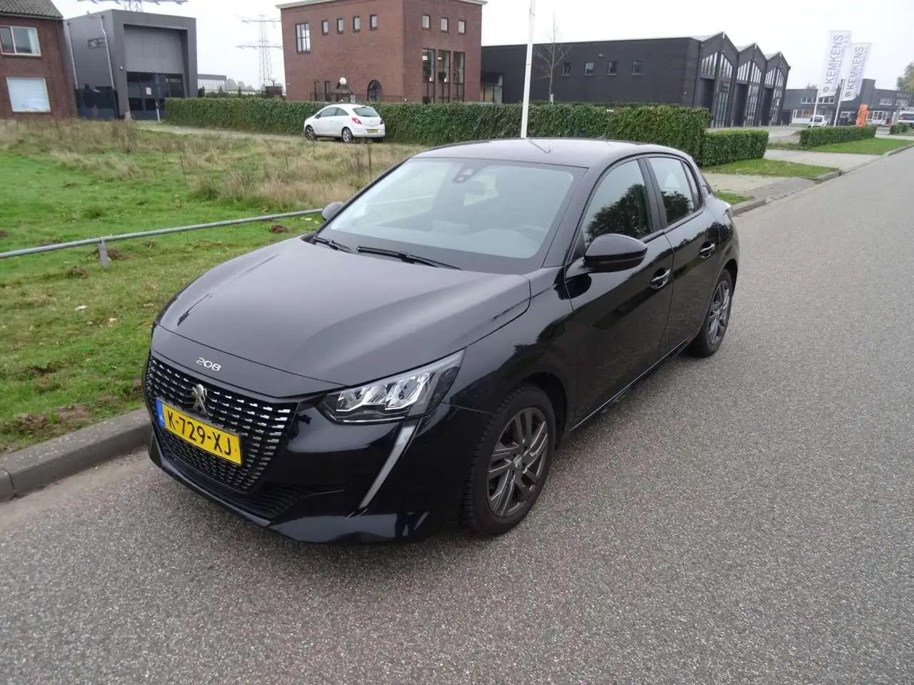 Photo 1 : Peugeot 208 2021 Petrol