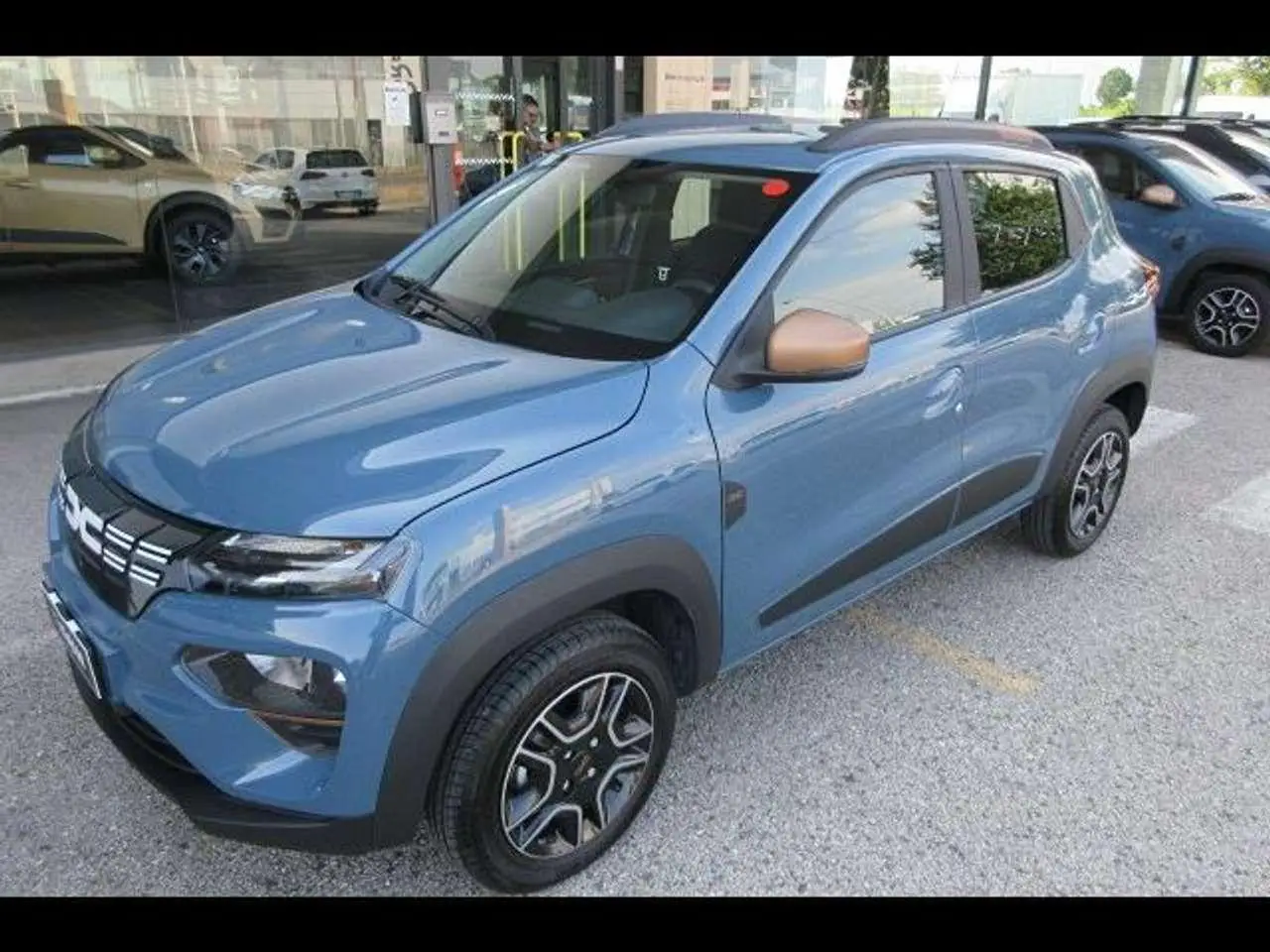 Photo 1 : Dacia Spring 2023 Electric