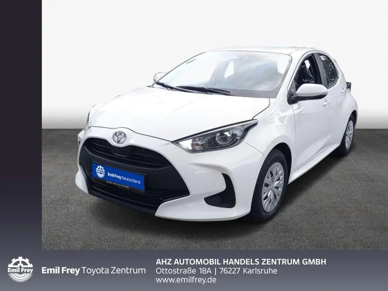 Photo 1 : Toyota Yaris 2024 Hybrid