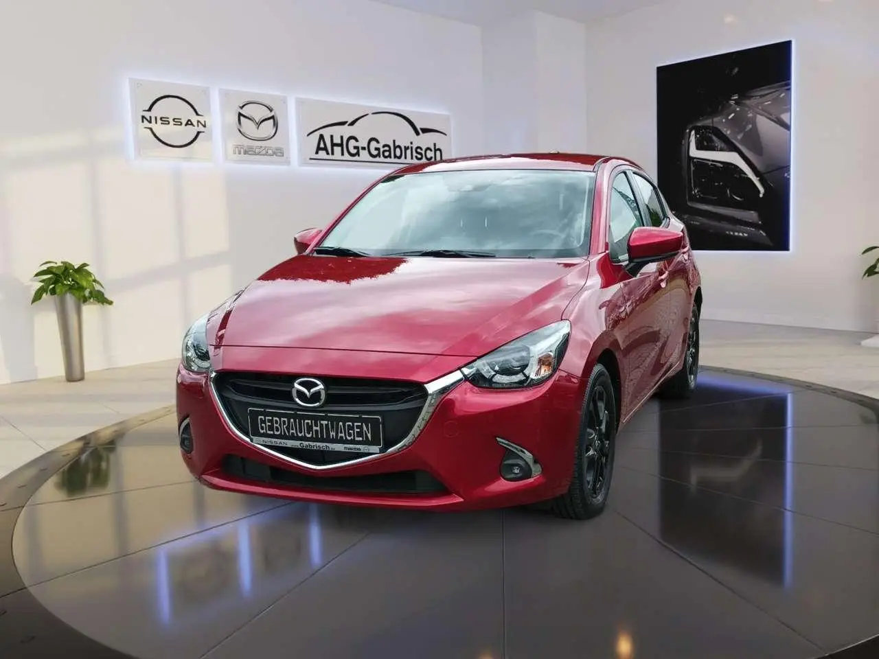 Photo 1 : Mazda 2 2019 Petrol