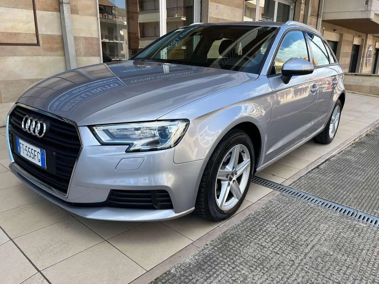 Photo 1 : Audi A3 2019 Diesel