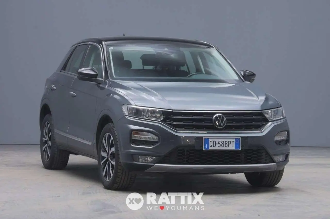 Photo 1 : Volkswagen T-roc 2021 Petrol