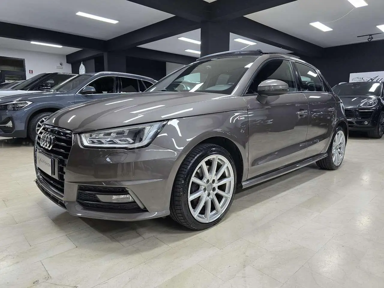 Photo 1 : Audi A1 2016 Diesel