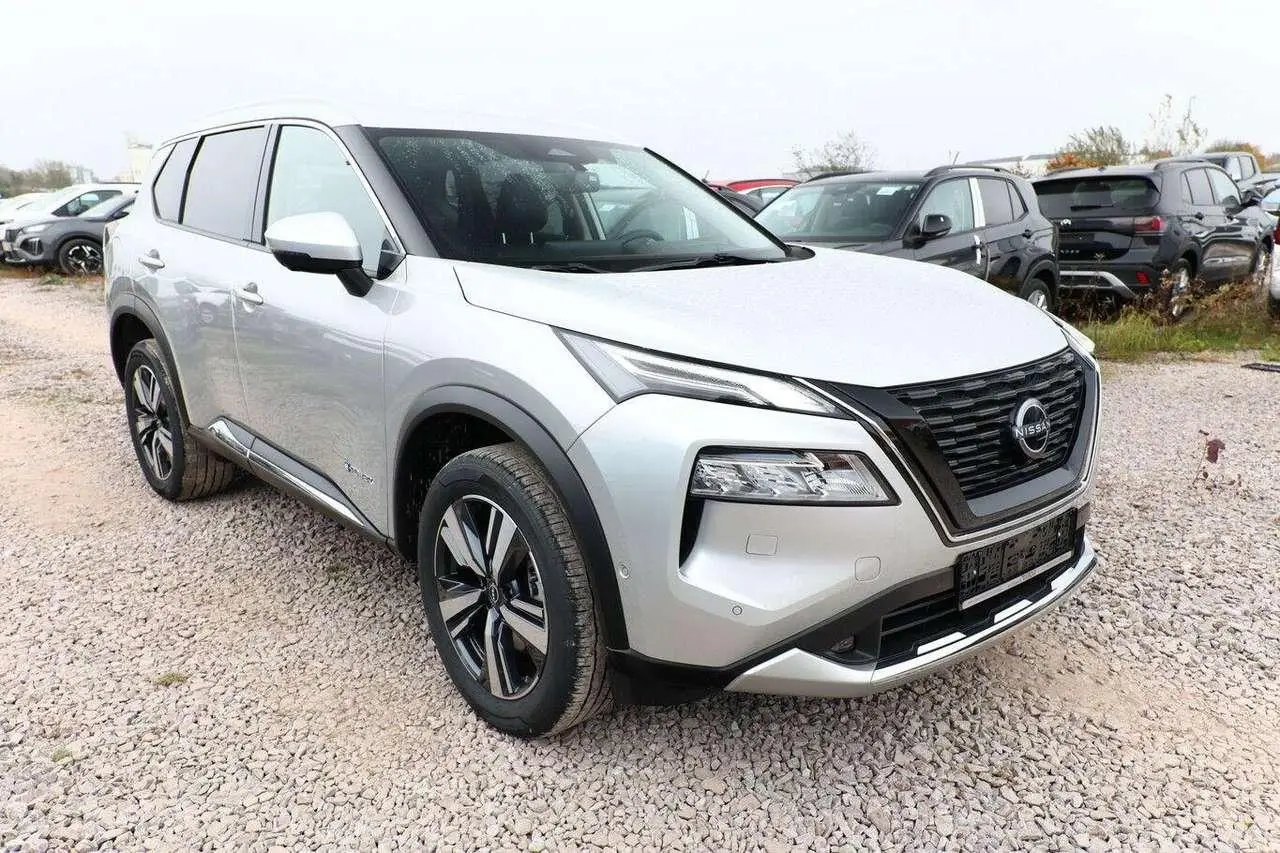 Photo 1 : Nissan X-trail 2024 Hybrid