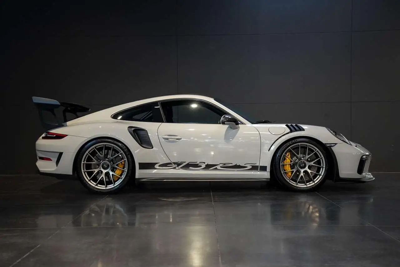 Photo 1 : Porsche 991 2020 Essence