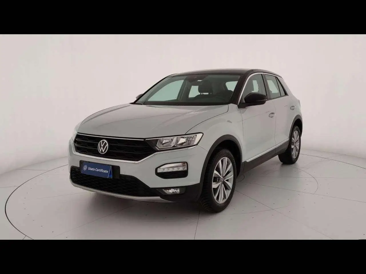 Photo 1 : Volkswagen T-roc 2021 Essence