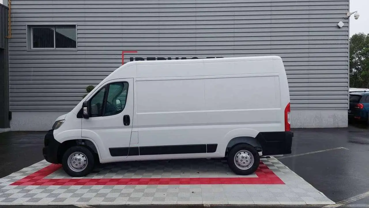 Photo 1 : Opel Movano 2022 Diesel