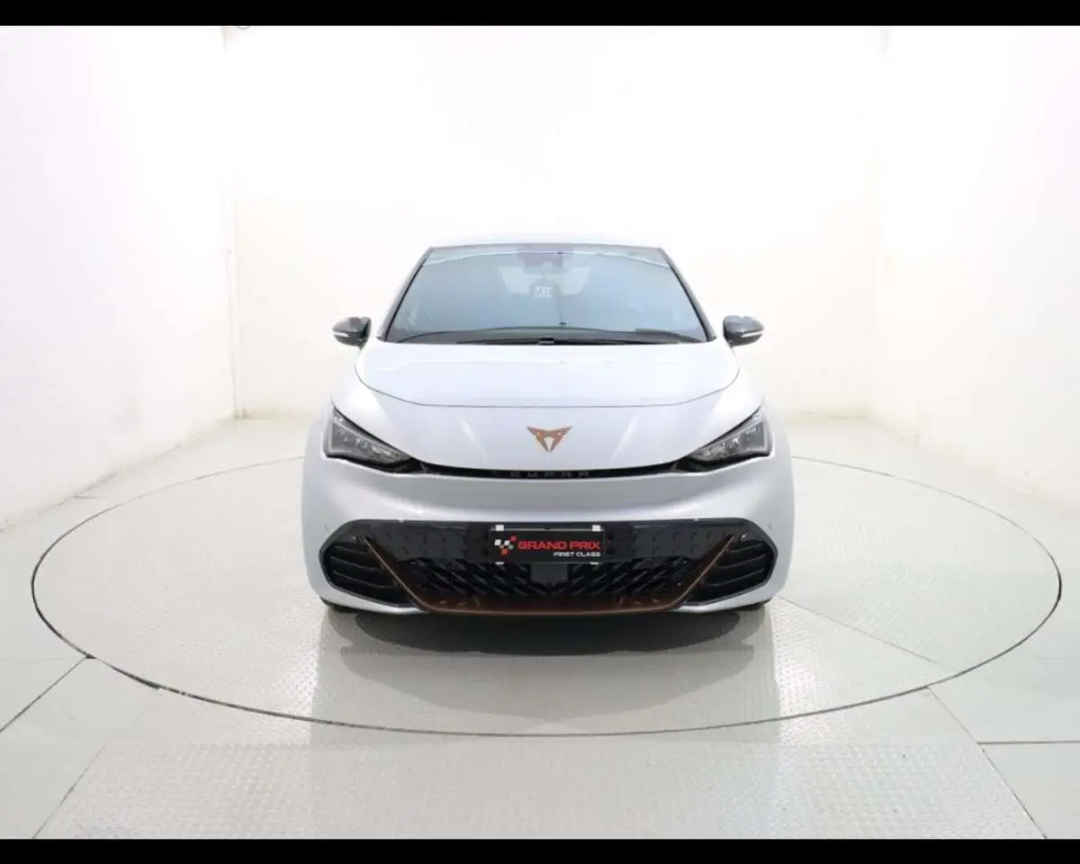 Photo 1 : Cupra Born 2023 Électrique