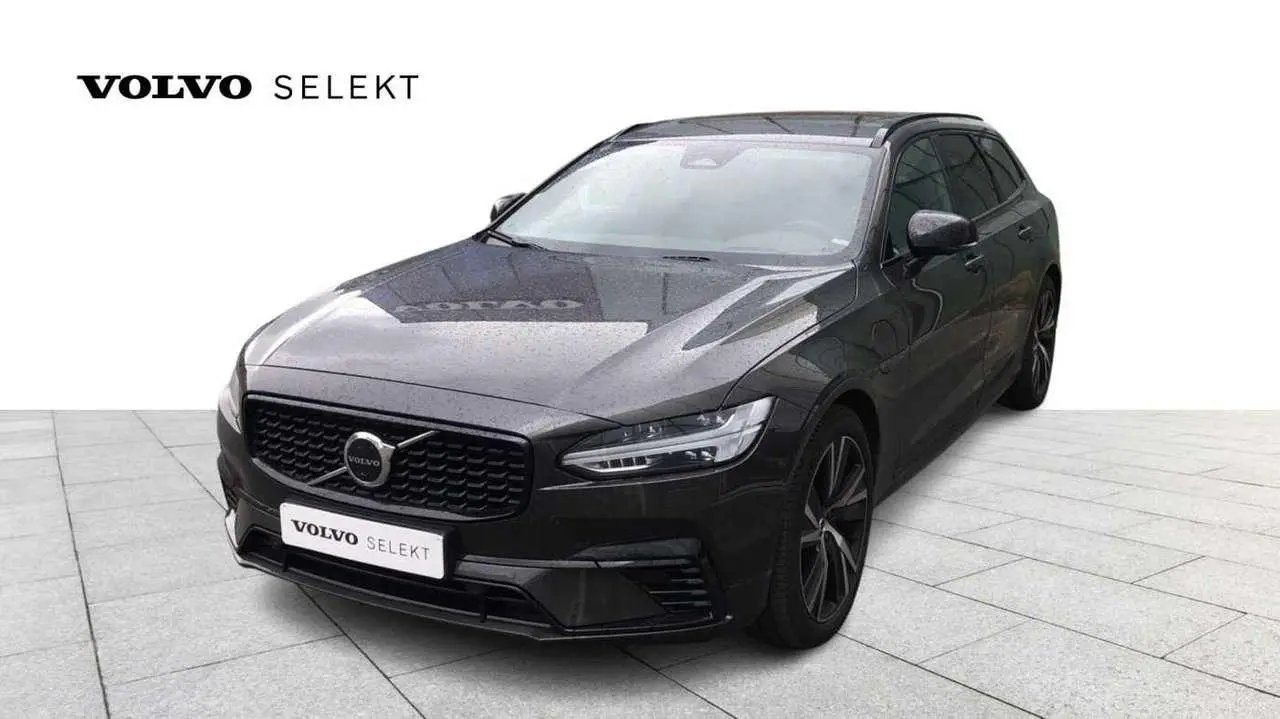 Photo 1 : Volvo V90 2023 Petrol