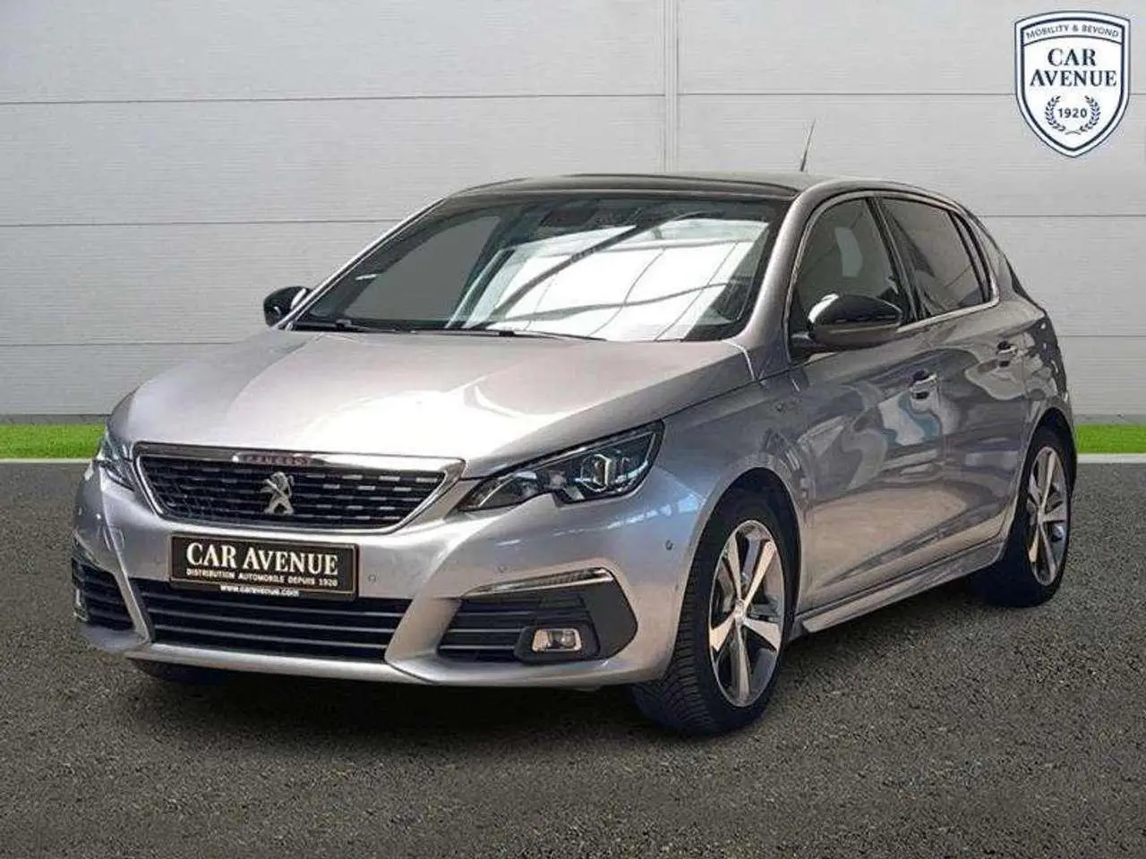 Photo 1 : Peugeot 308 2019 Essence