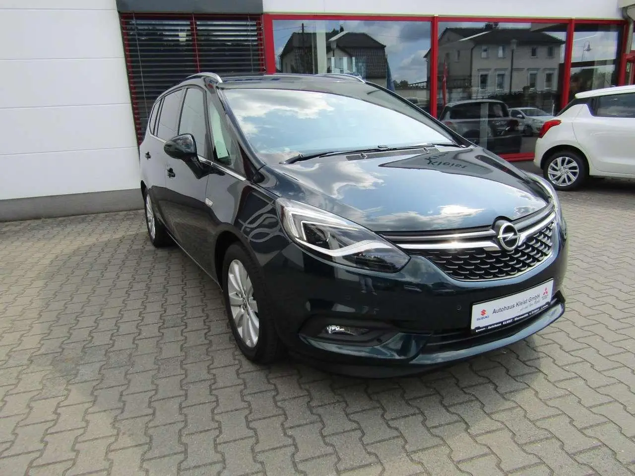 Photo 1 : Opel Zafira 2017 Petrol