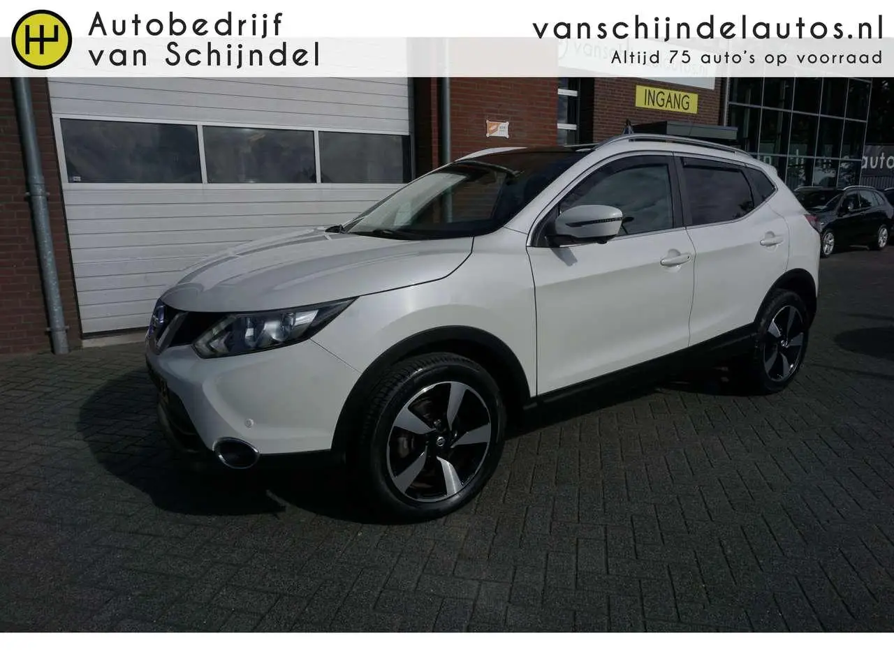 Photo 1 : Nissan Qashqai 2017 Essence