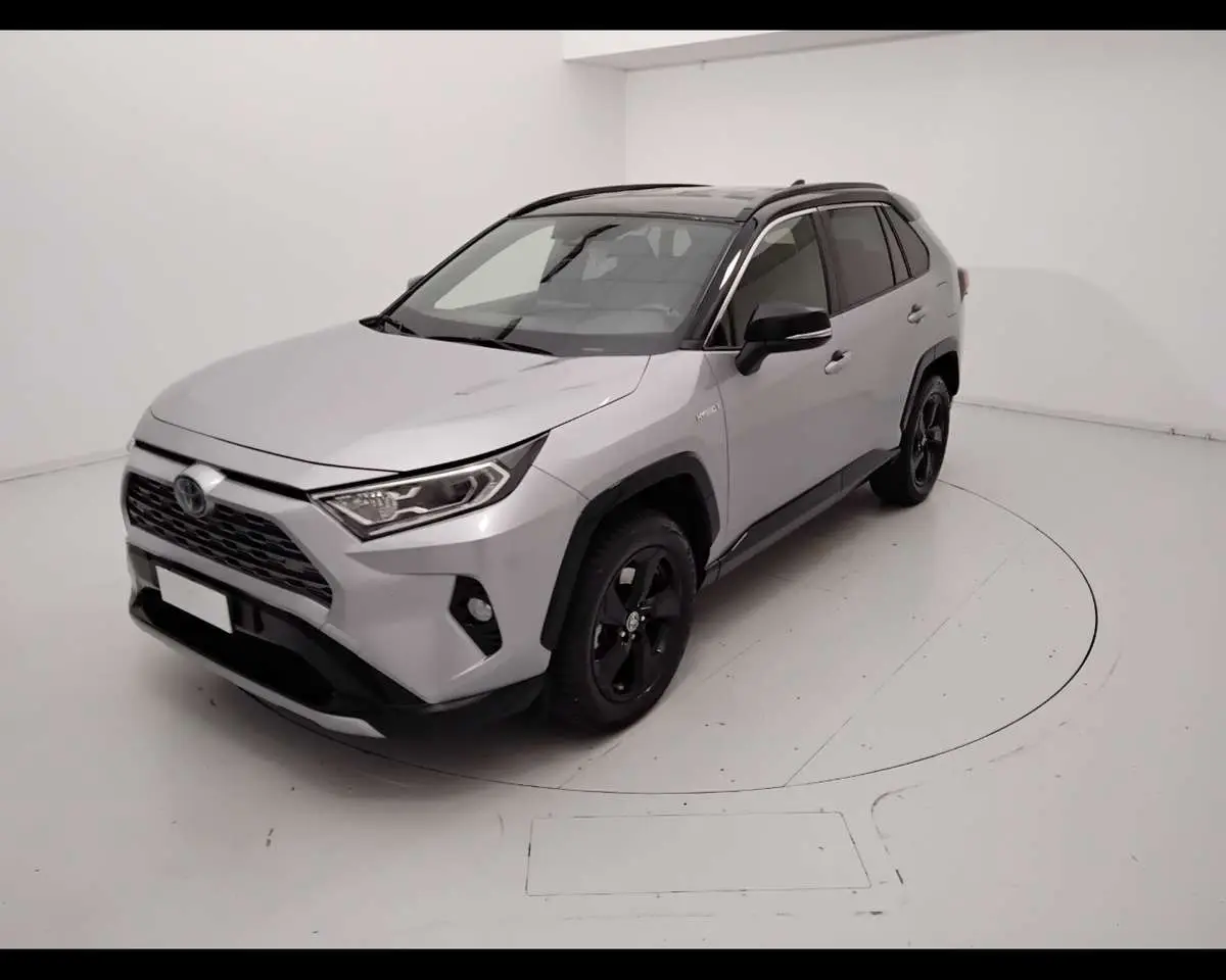 Photo 1 : Toyota Rav4 2021 Hybride