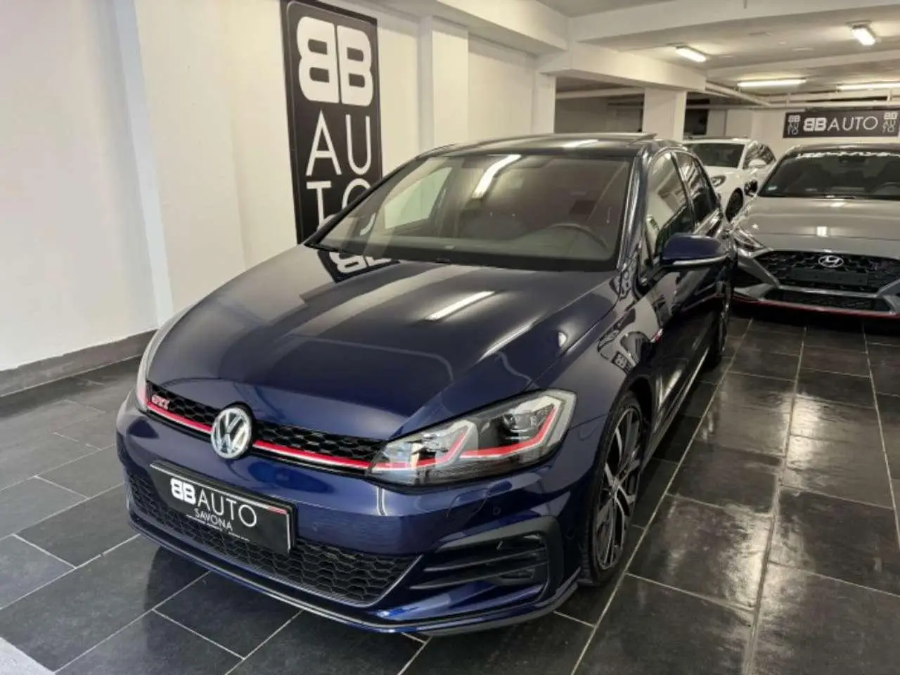 Photo 1 : Volkswagen Golf 2019 Essence