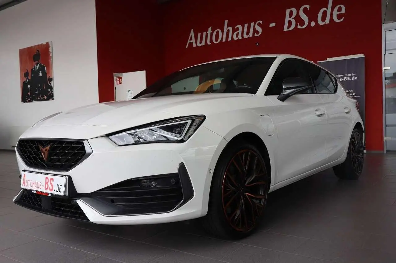 Photo 1 : Cupra Leon 2021 Hybride