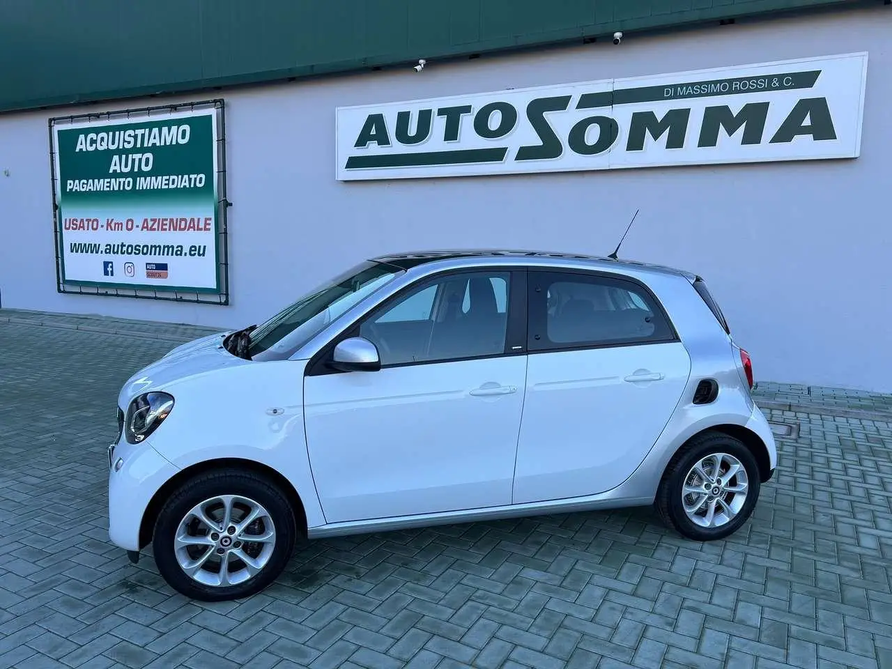 Photo 1 : Smart Forfour 2018 Petrol