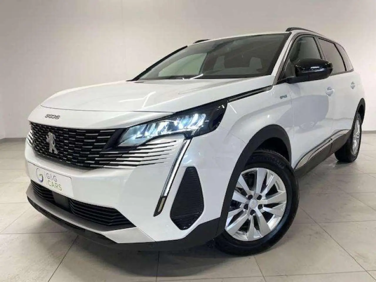 Photo 1 : Peugeot 5008 2022 Petrol