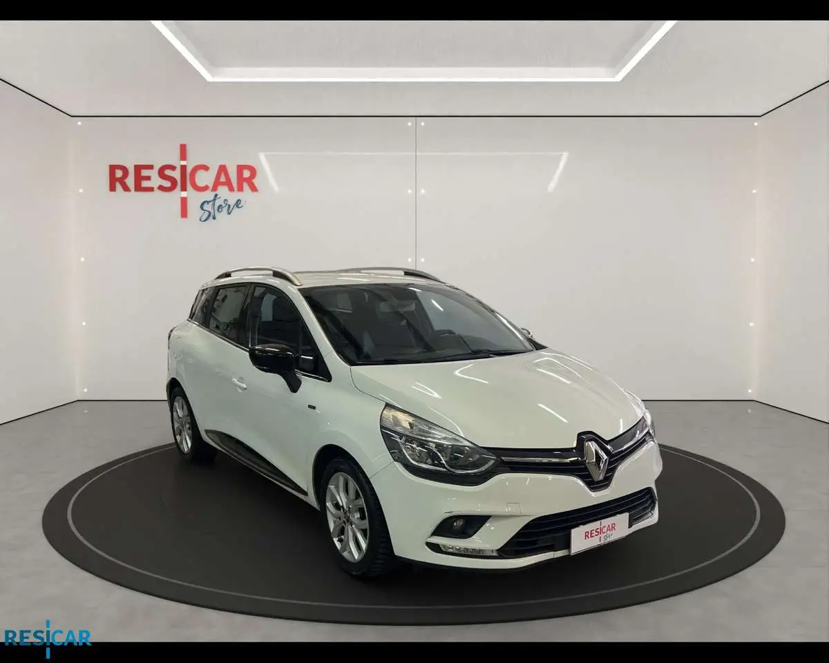 Photo 1 : Renault Clio 2018 Diesel